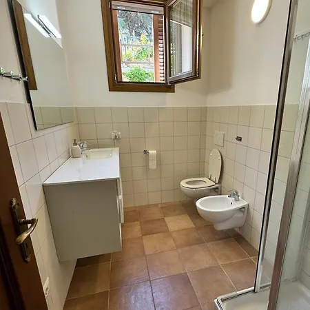 Lägenhet Casa Del Mare - Oasi A 100m Dal Mare!